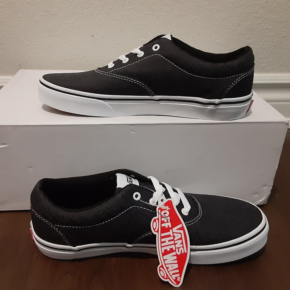 Vans - Picture 4 of 4